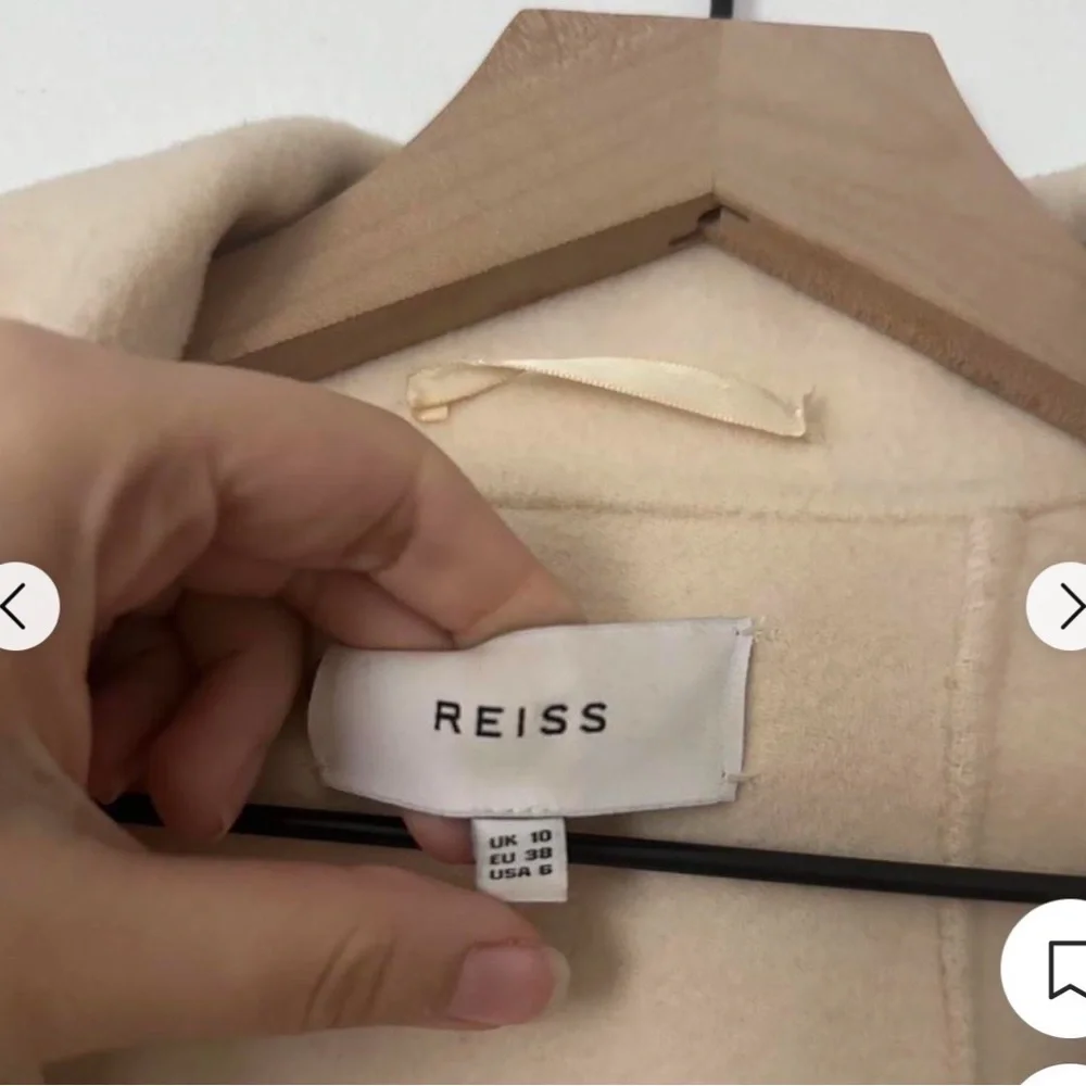 Reiss London double breasted Cream wool coat size 6/8 - Picture 3 of 3